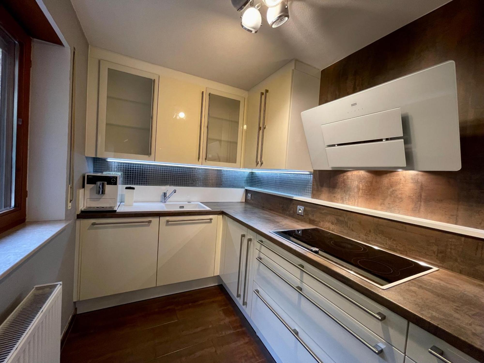 Wunderschoenes 2 Zimmer Apartment Zentrum Goldstadt Pforzheim Buitenkant foto
