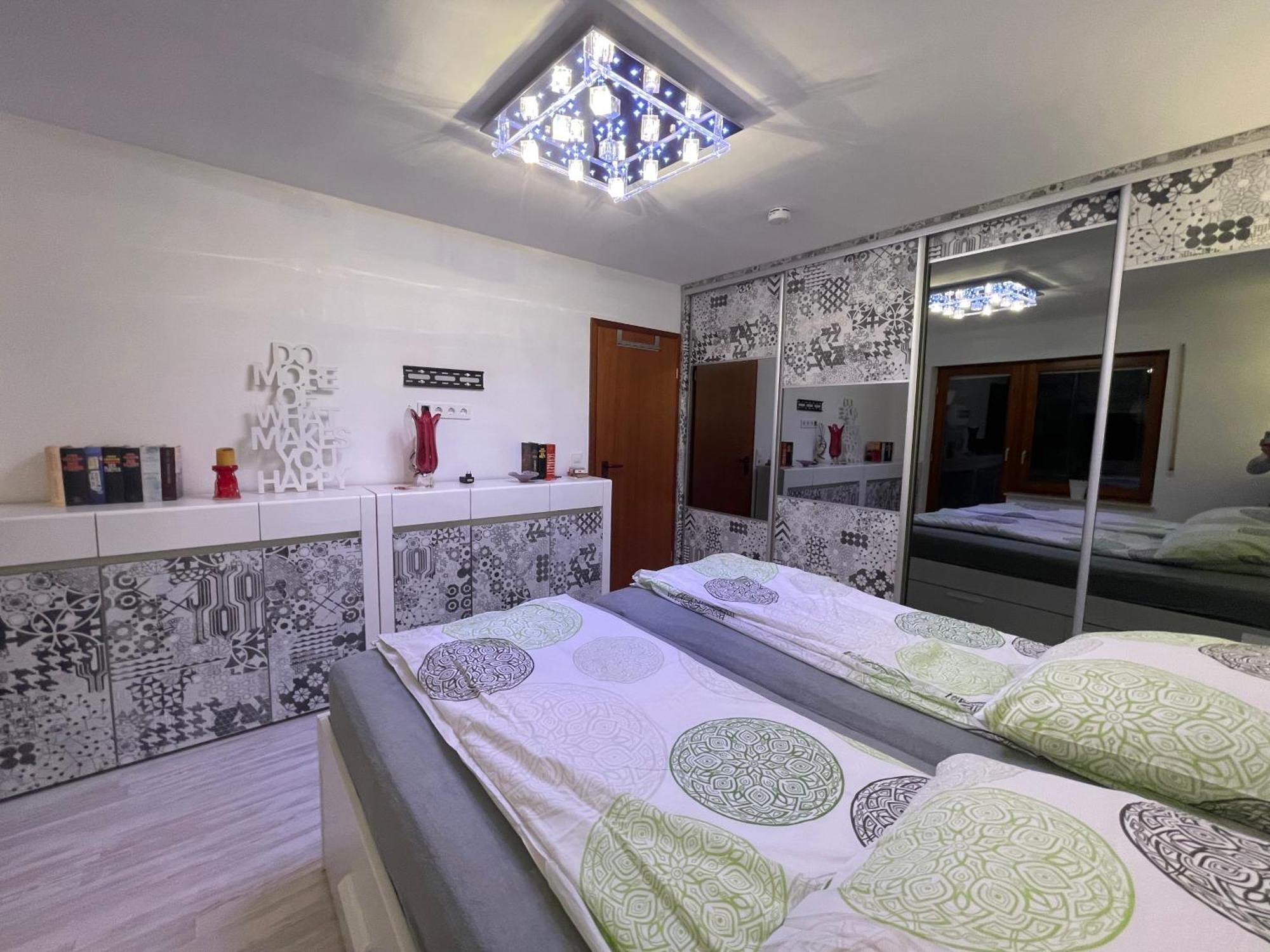 Wunderschoenes 2 Zimmer Apartment Zentrum Goldstadt Pforzheim Buitenkant foto