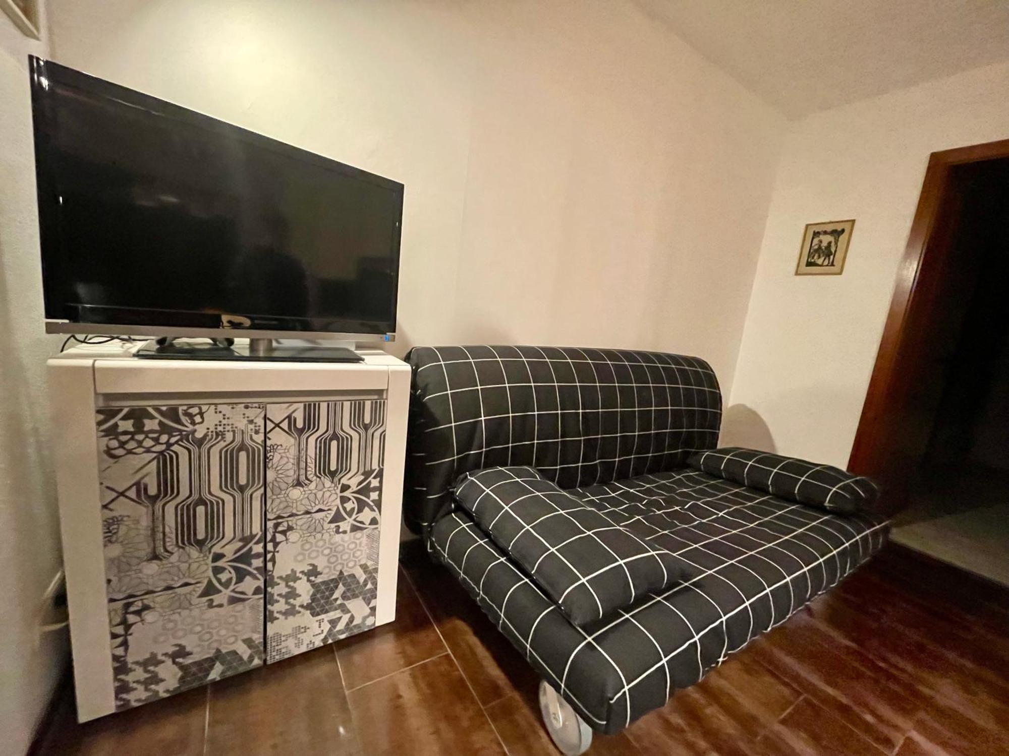 Wunderschoenes 2 Zimmer Apartment Zentrum Goldstadt Pforzheim Buitenkant foto